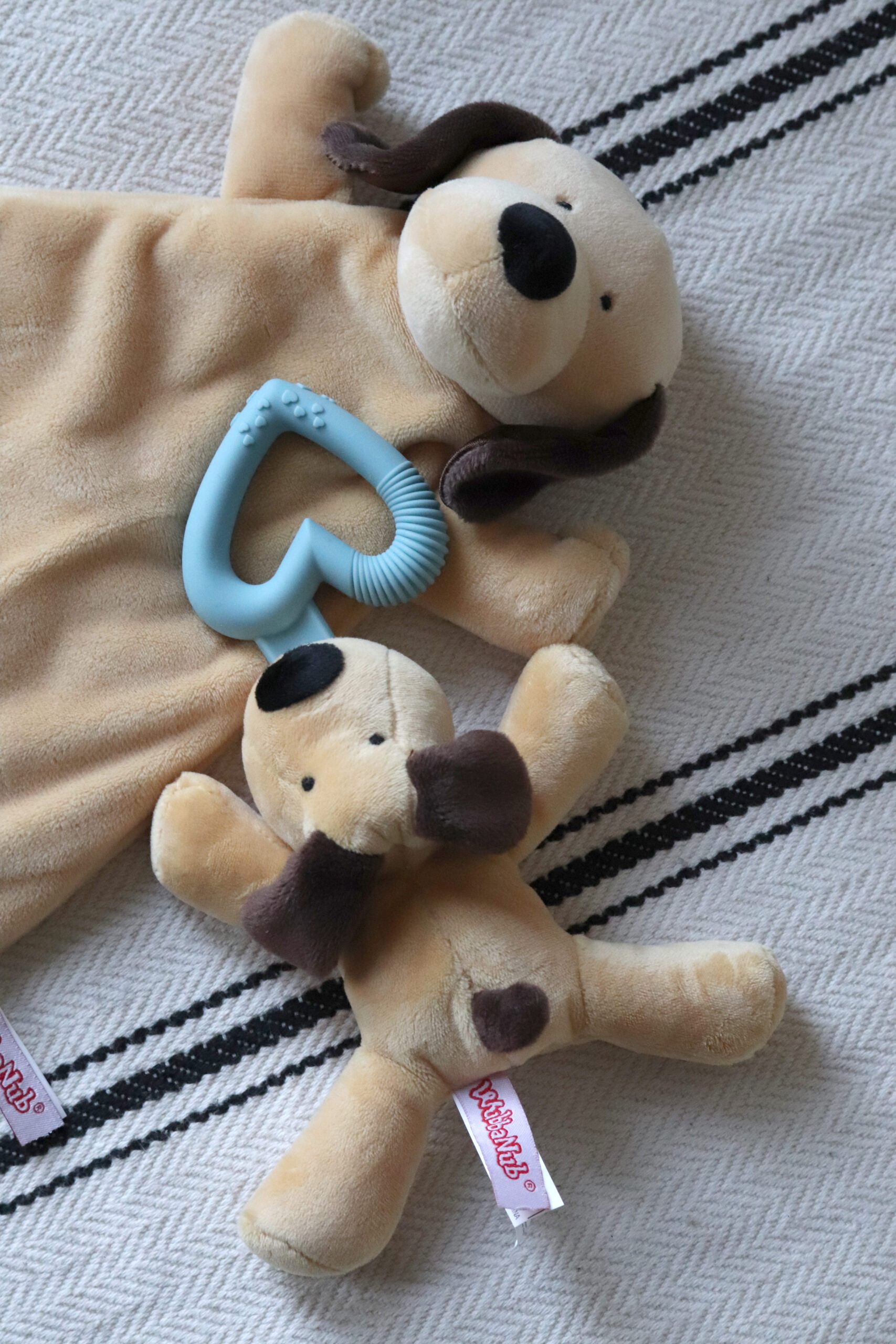 Detachable puppy with teether and brown puppy lovey